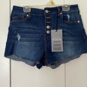 Small brand new fashion nova shorts